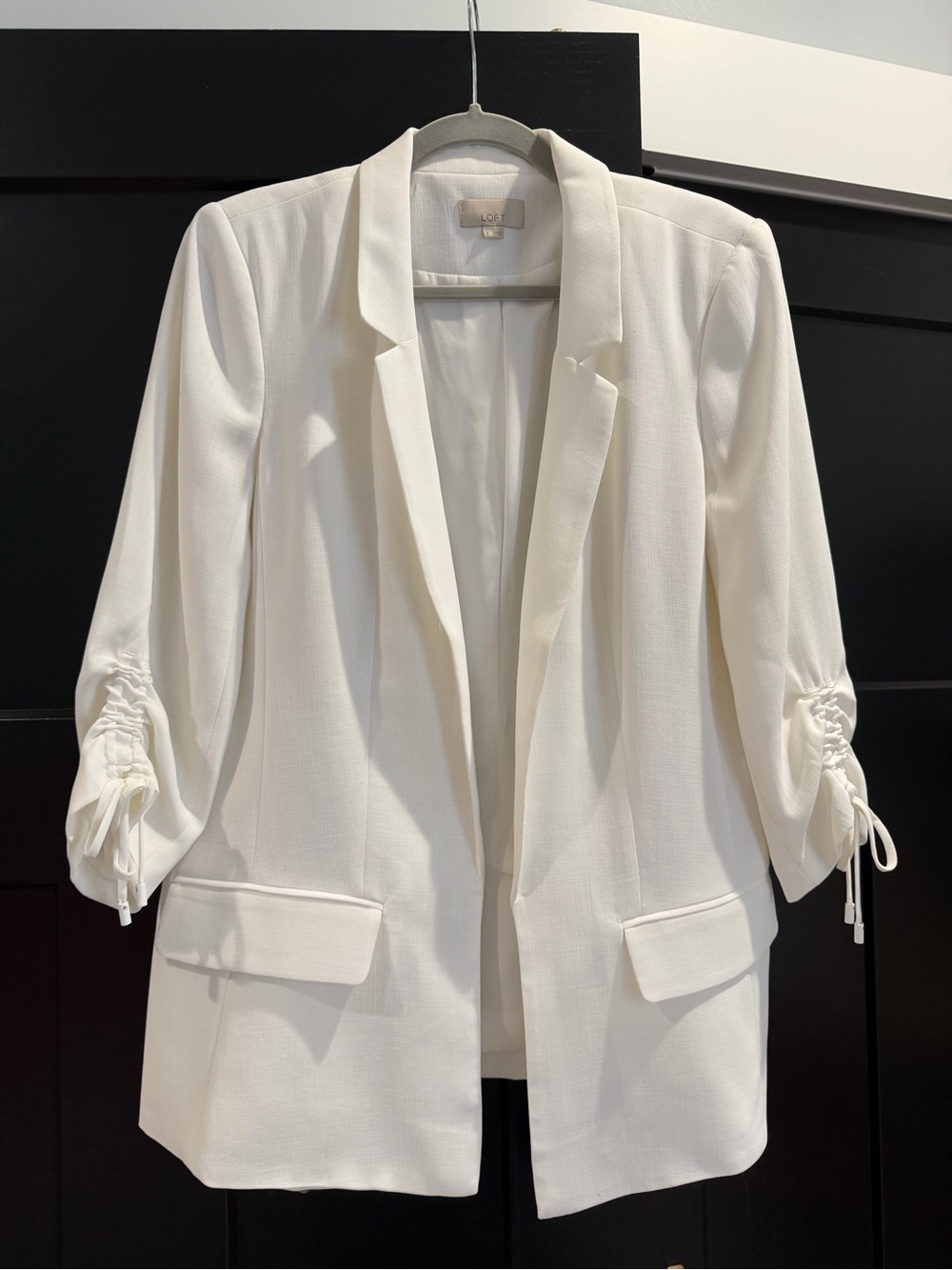 LOFT White Ruched-Sleeve Open Front Blazer